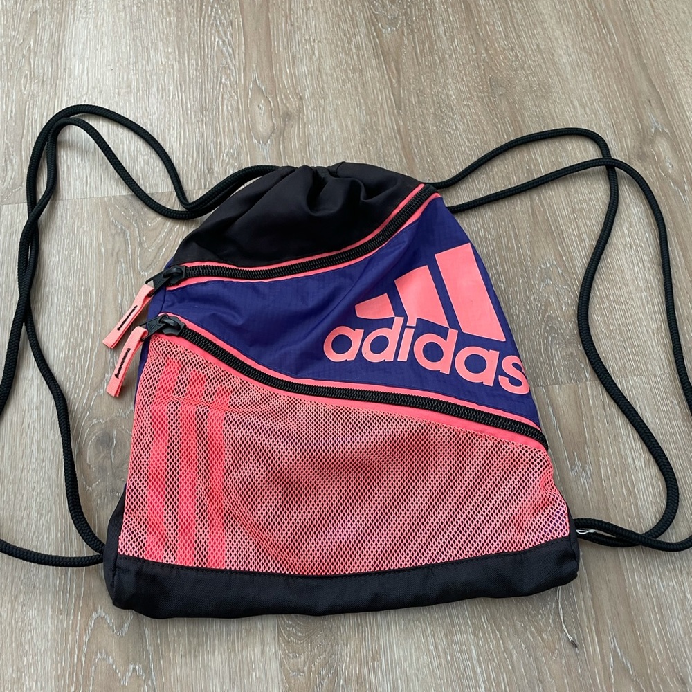 Adidas drawstring bag - Picture 2 of 5